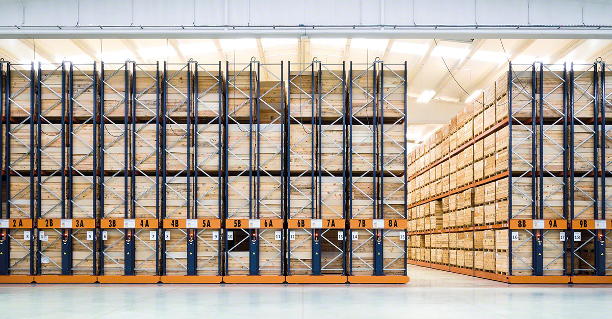 Read more about the article Why do you have to choose Mobile Racking in your Fruit facility?  
