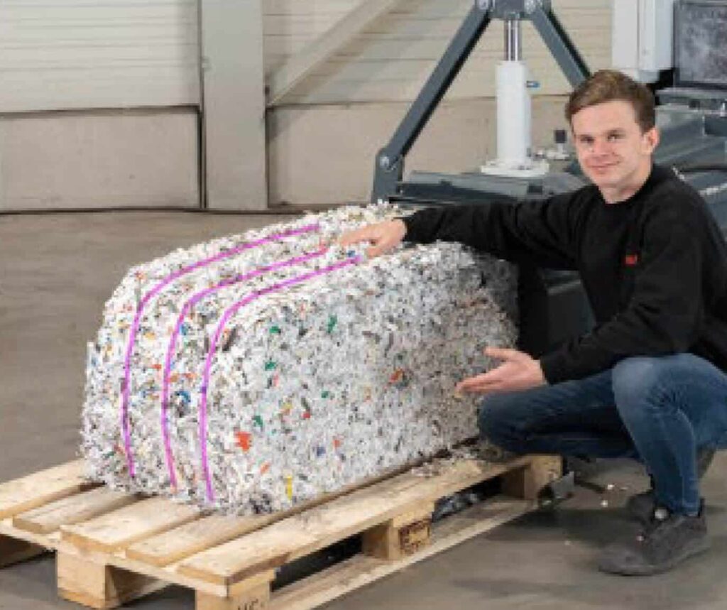 HSM SP 5080 PBSA compact bales