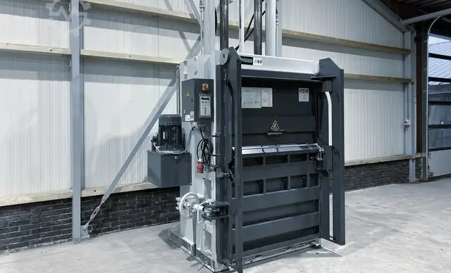 HMS V-Press 610 Baling Press solution by PBSA